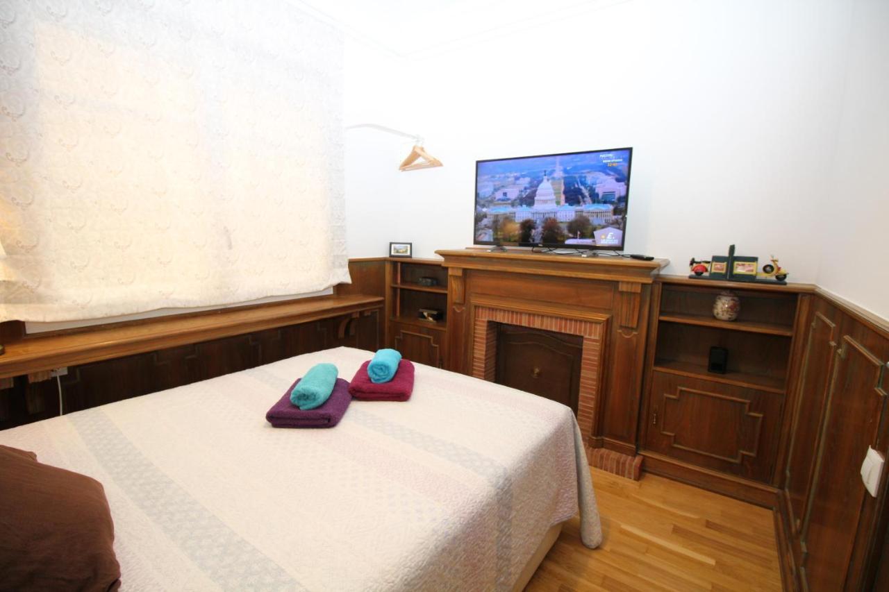 Nuevo Balmes Habitaciones Barcelona Bagian luar foto